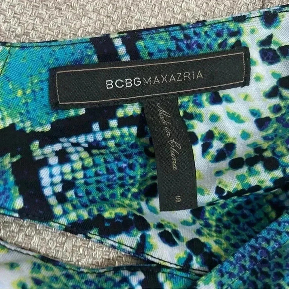 BCBG Maxazria snakeskin  fit and flare midi sleeveless super soft dress size S - Picture 7 of 7